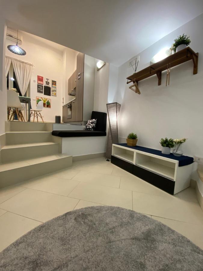 Riman, Apartment Napels Buitenkant foto